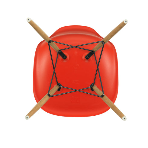 Cadeira Eames em Plástico DSW / Base maple